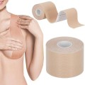 pol_pl_Tasma-modelujaca-biust-5-m-boob-tape-tejp-5-cm-33348_1.jpg